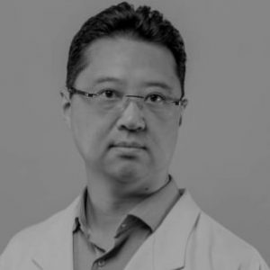 Dr-Adriano-Tachibana